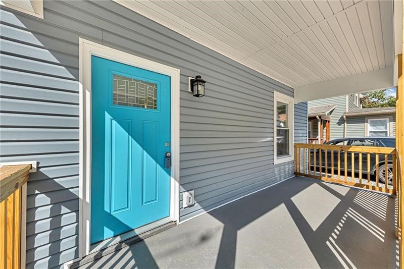 504 Highland Ave — photo 2