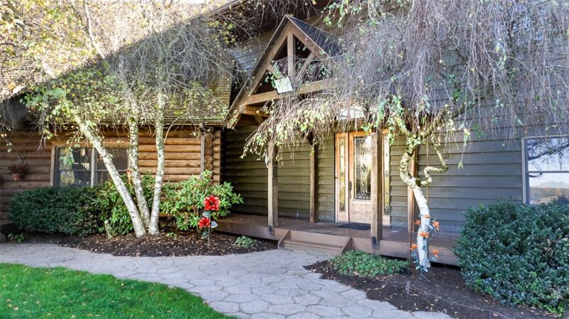 166 McKay Rd — photo 8