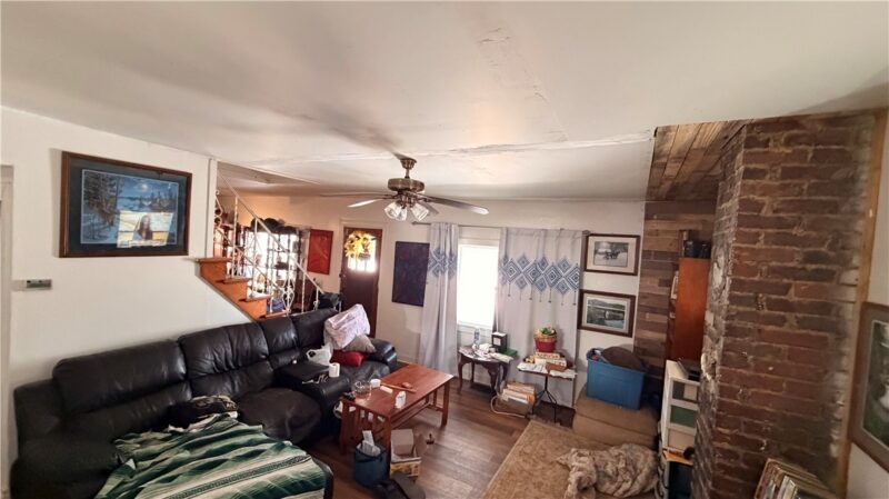 327 Lowell St — photo 3