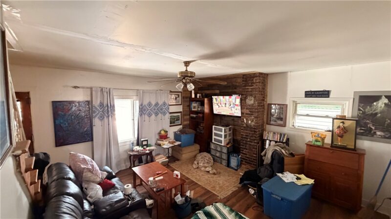 327 Lowell St — photo 5