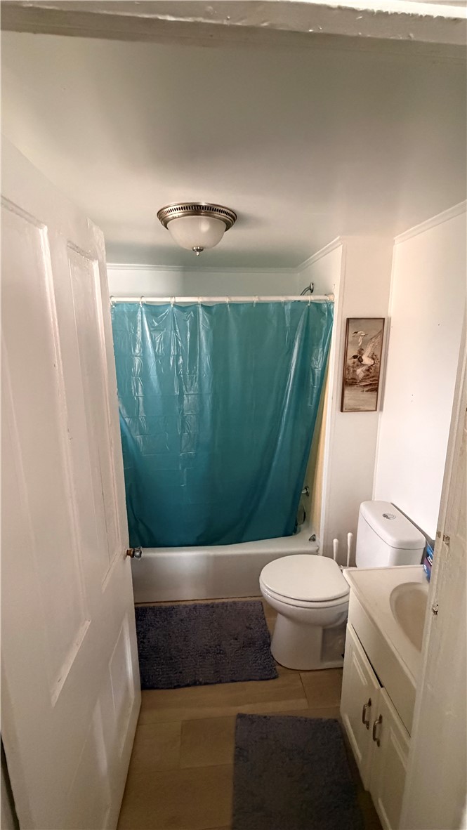 327 Lowell St — photo 8
