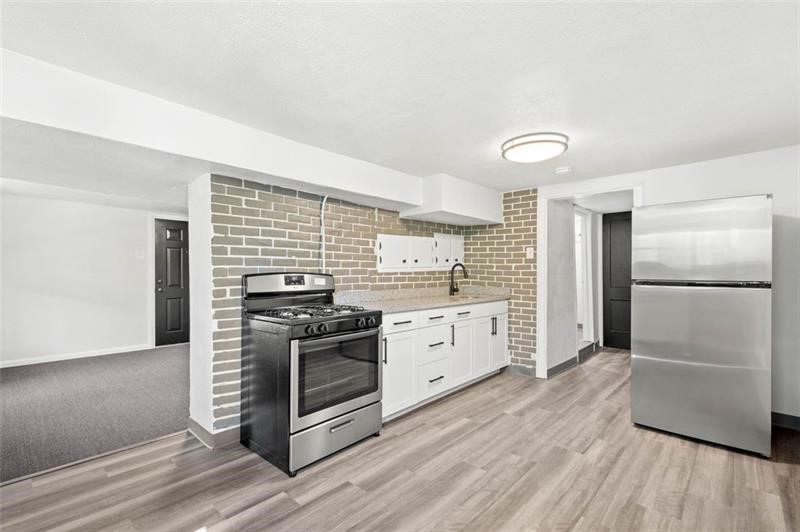 133 Glenmore Avenue — photo 8