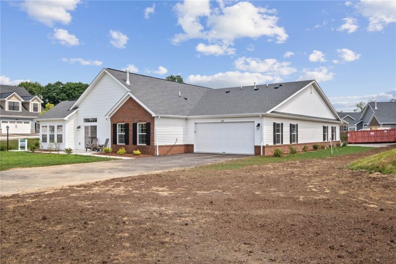 1020 Autumn Woods Drive — photo 5