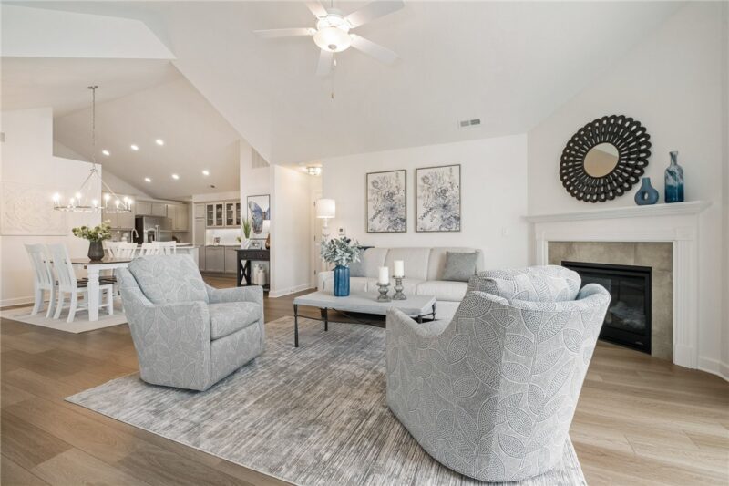 1020 Autumn Woods Drive — photo 8