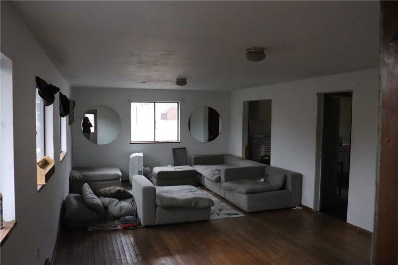 102 W Midland Ave — photo 5