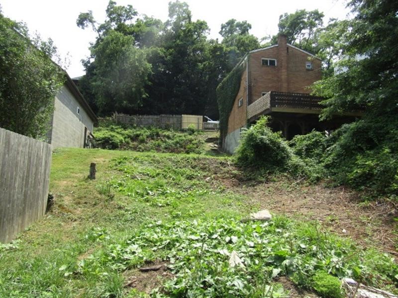 7231 Baker Street — photo 2