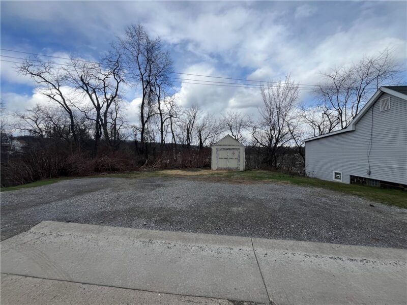 1360 Center St — photo 5