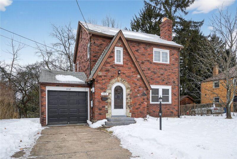 316 Highland Rd — photo 2