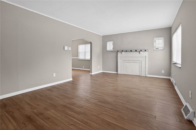 316 Highland Rd — photo 3