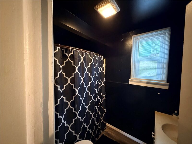1001 Lincoln Ave — photo 8