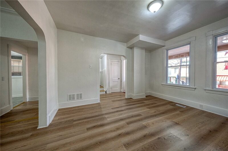 101 W Mcintyre — photo 6