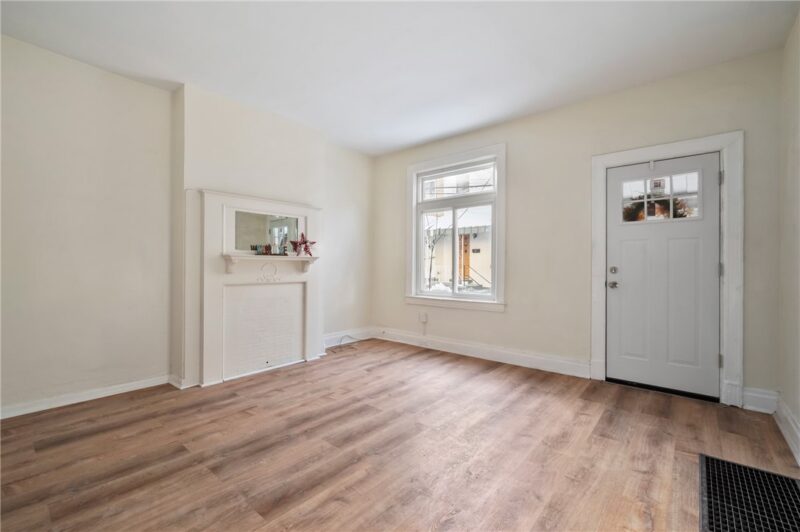8 Edith Place — photo 2