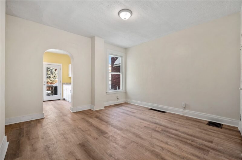 8 Edith Place — photo 7