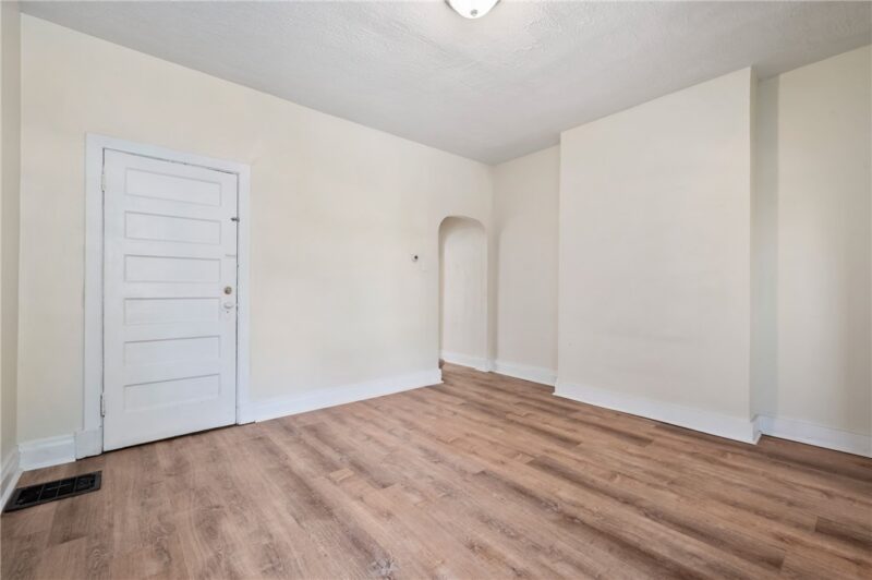 8 Edith Place — photo 8