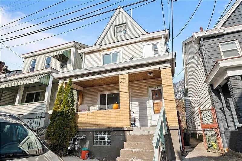 737 McLain St — photo 1