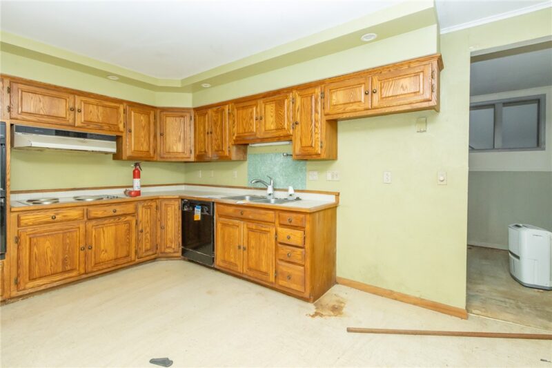 1180 Chestnut St — photo 8