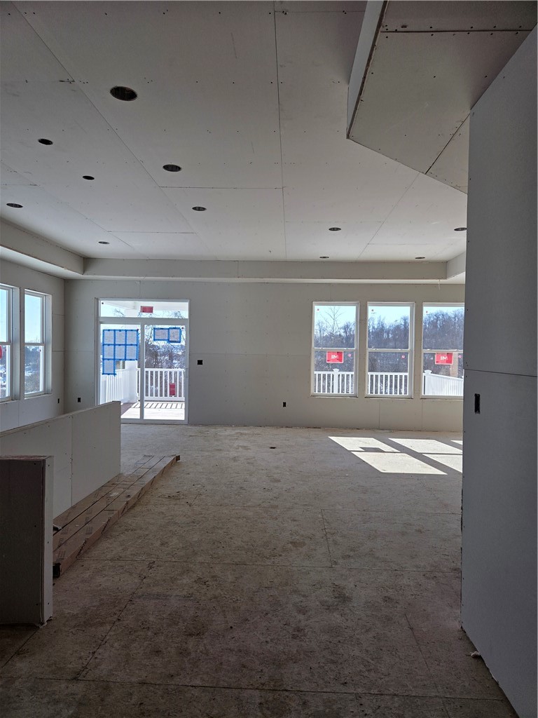 695 Ridge Avenue — photo 2