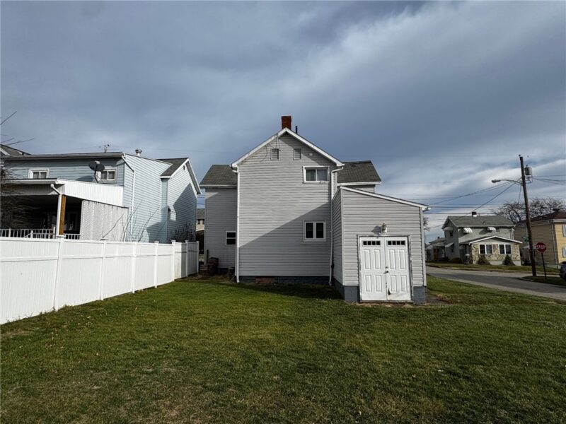 58 E Wine St — photo 2
