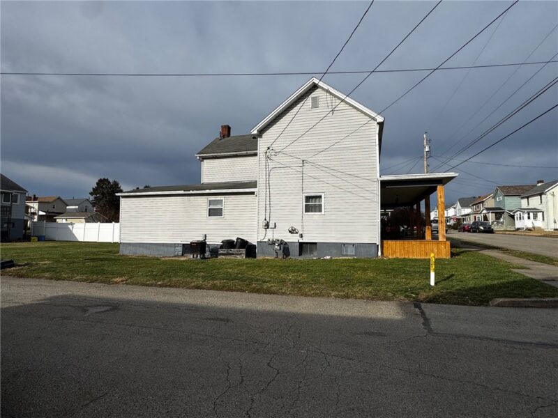 58 E Wine St — photo 3