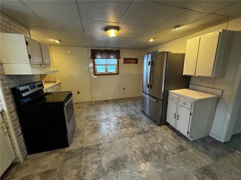 58 E Wine St — photo 4