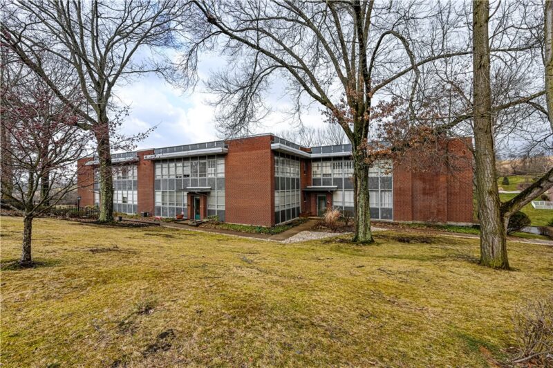 624 PARK LANE D — photo 5