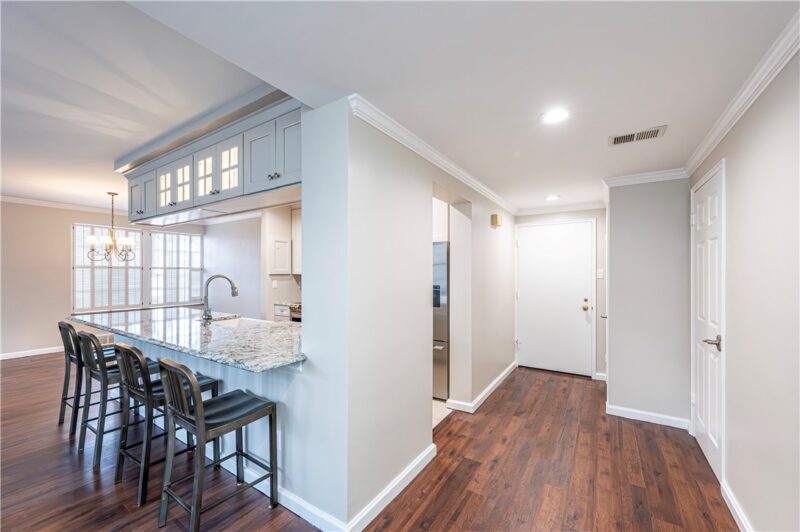 624 PARK LANE D — photo 8