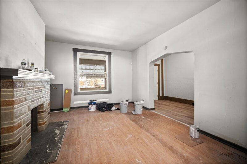 808 E 10th Ave — photo 6