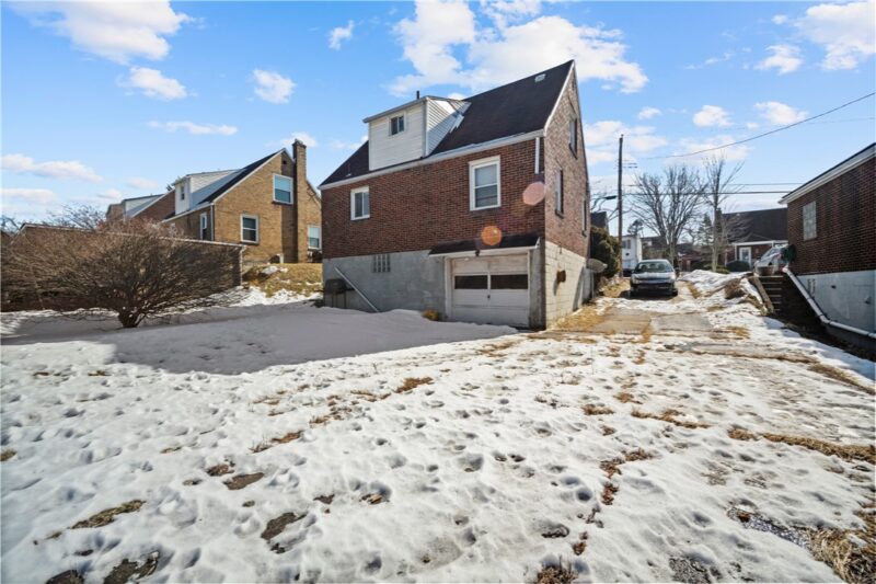 2522 Jefferson Ave — photo 3