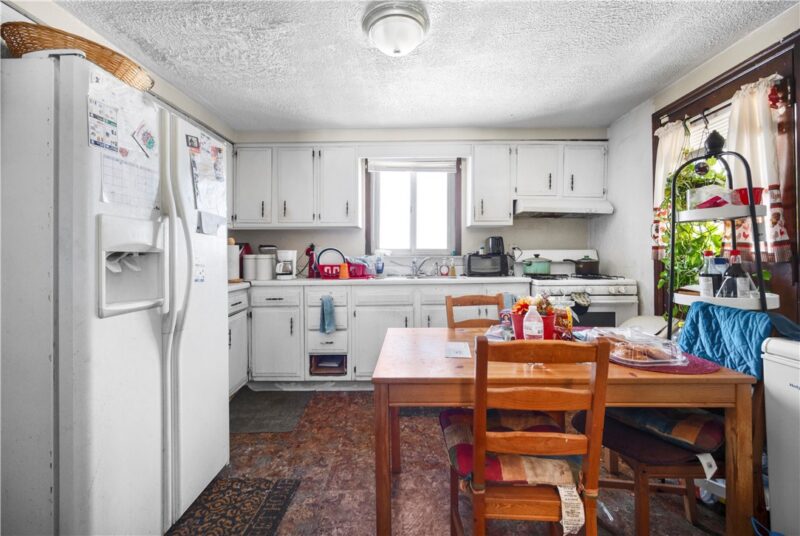 2522 Jefferson Ave — photo 8
