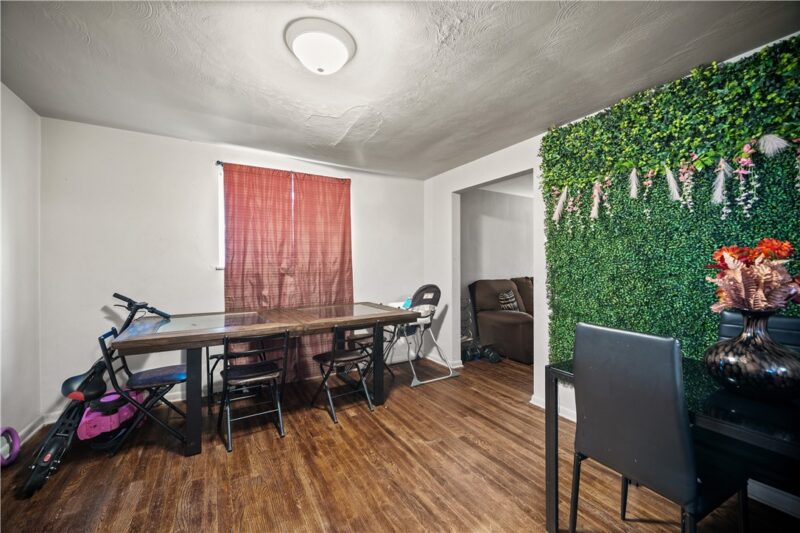 812 Neel St — photo 5