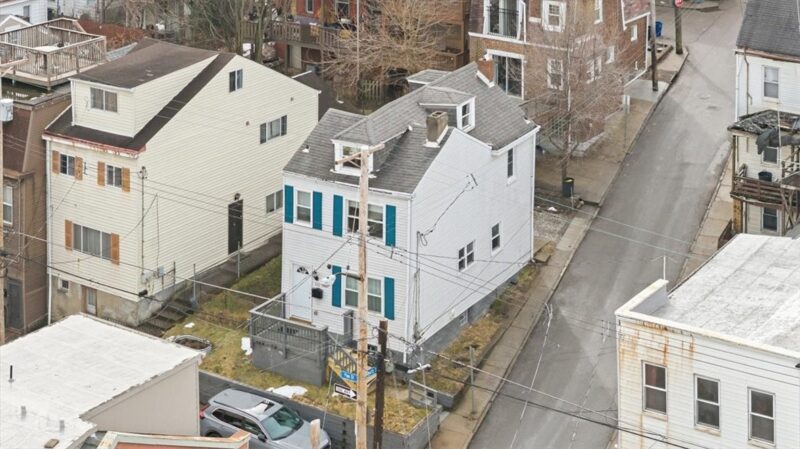162 Pius St — photo 3