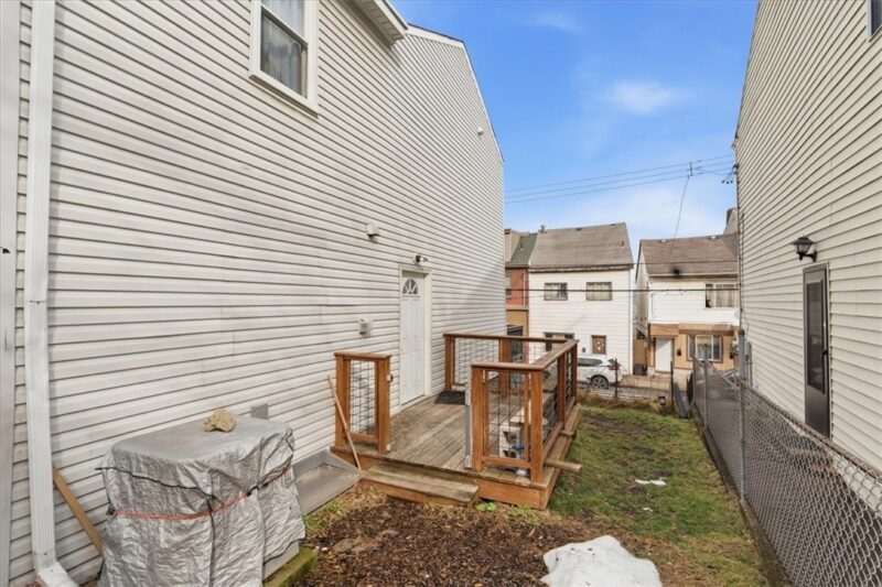 162 Pius St — photo 6