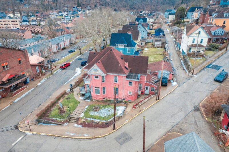 200 Caldwell Ave — photo 4