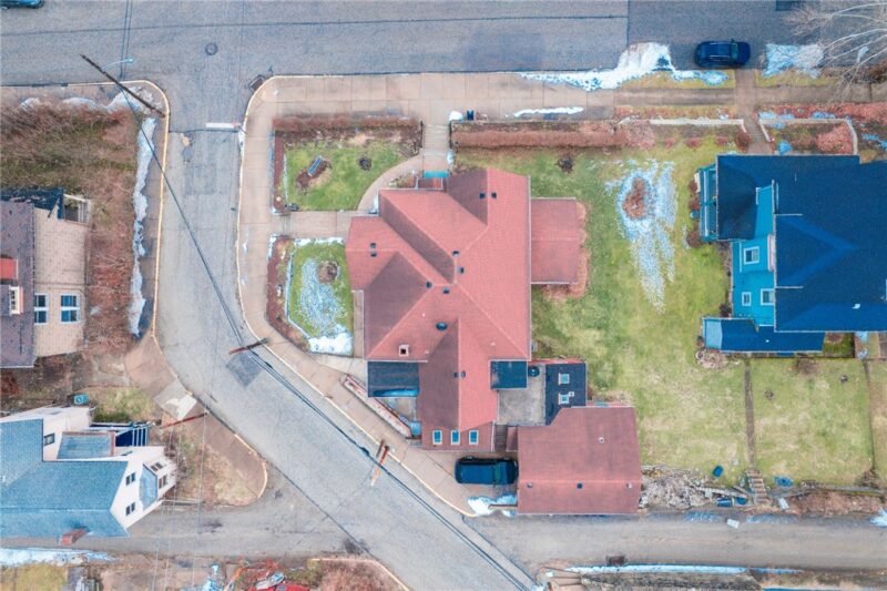 200 Caldwell Ave — photo 6