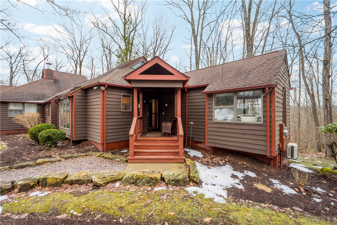 618 The Maples — photo 1