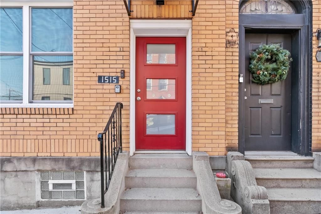 1515 Arch Street — photo 1