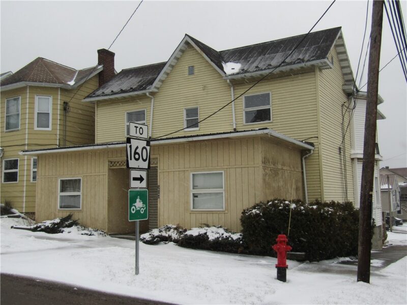 300 Meyers Ave — photo 2