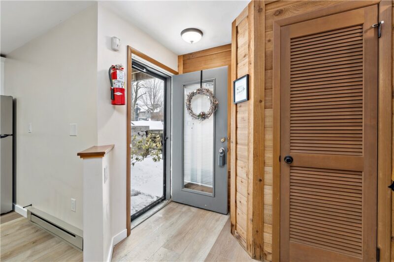 4407 SWISS MOUNTAIN — photo 2