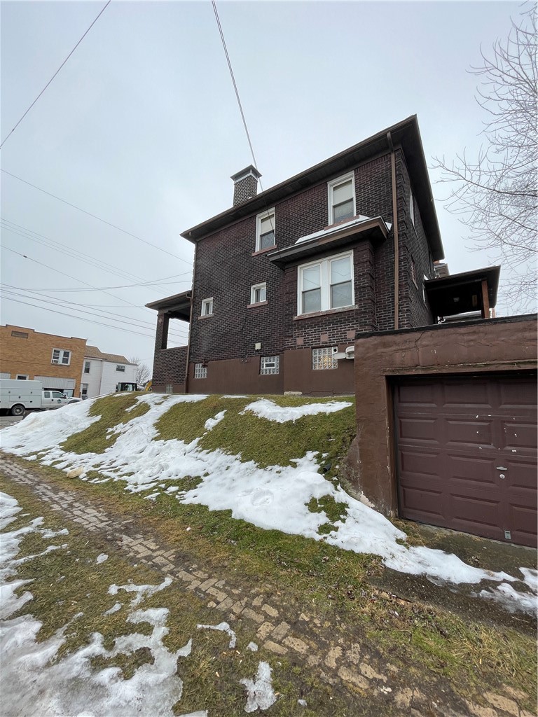 1600 Mcclure St — photo 3