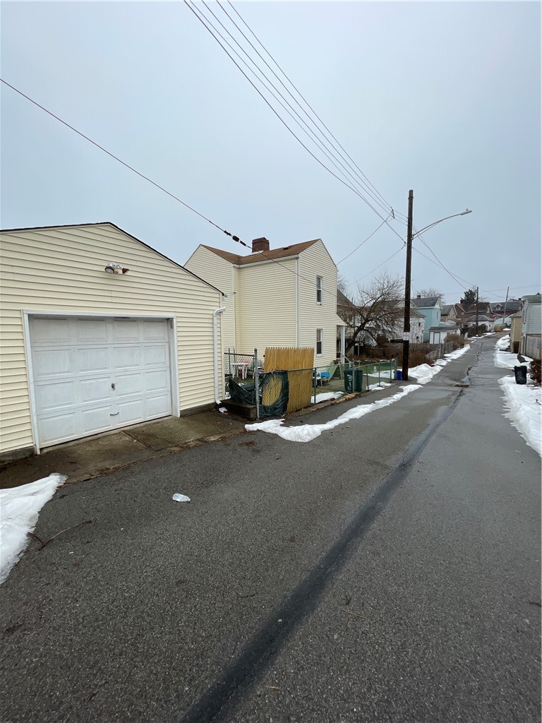 1600 Mcclure St — photo 8