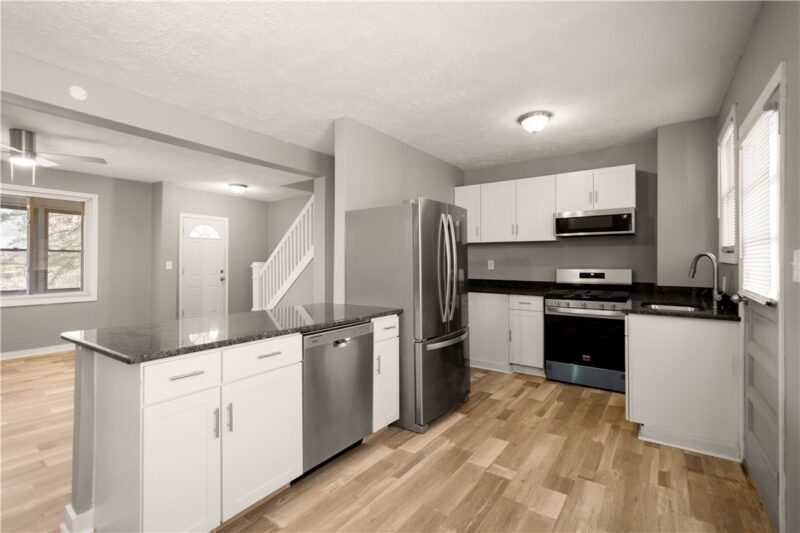 206 Pinecastle Ave — photo 6