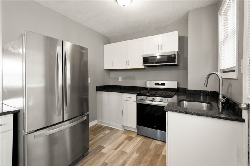 206 Pinecastle Ave — photo 8