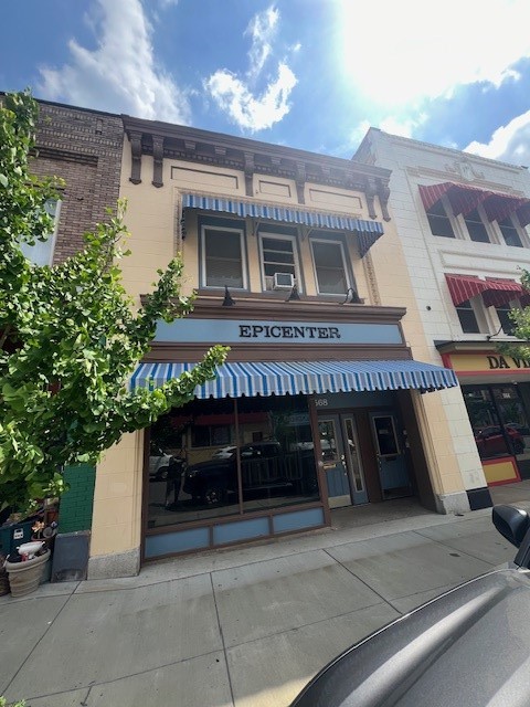 568 Merchant St — photo 3