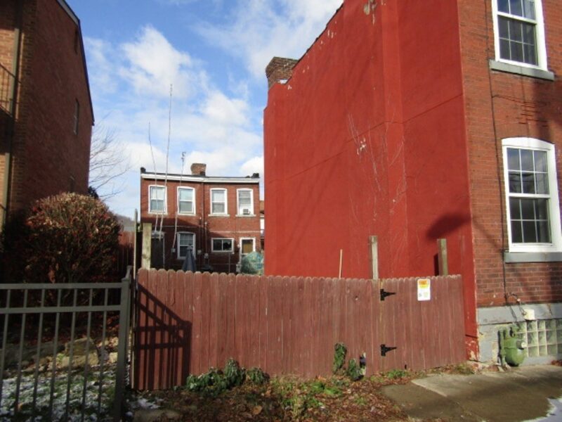 0 Plummer St — photo 2