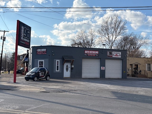 213 Boyles Ave — photo 2