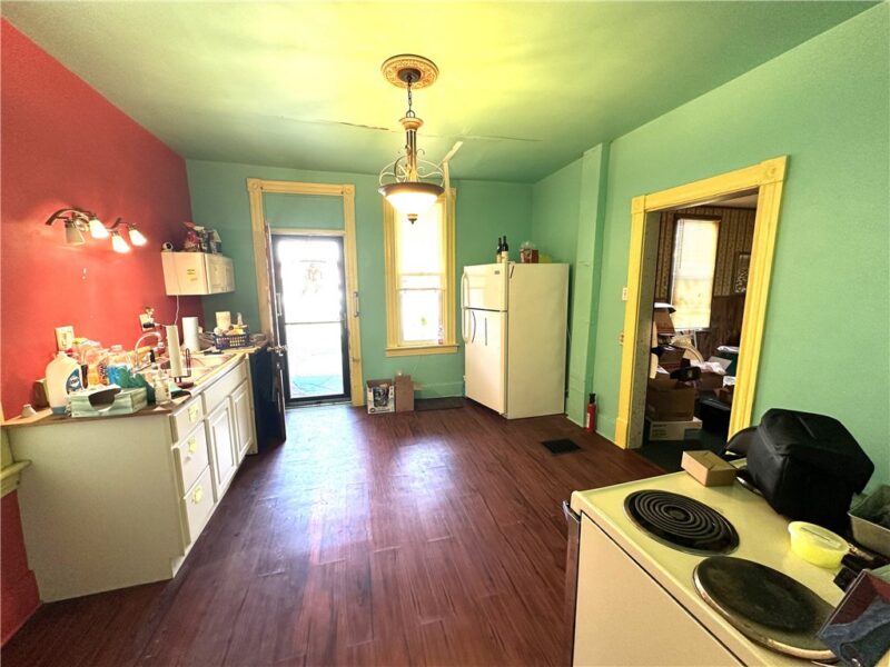 324 W North Street — photo 5