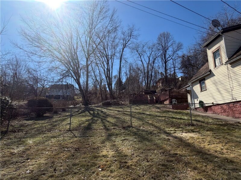 143 Whitestown Rd — photo 2