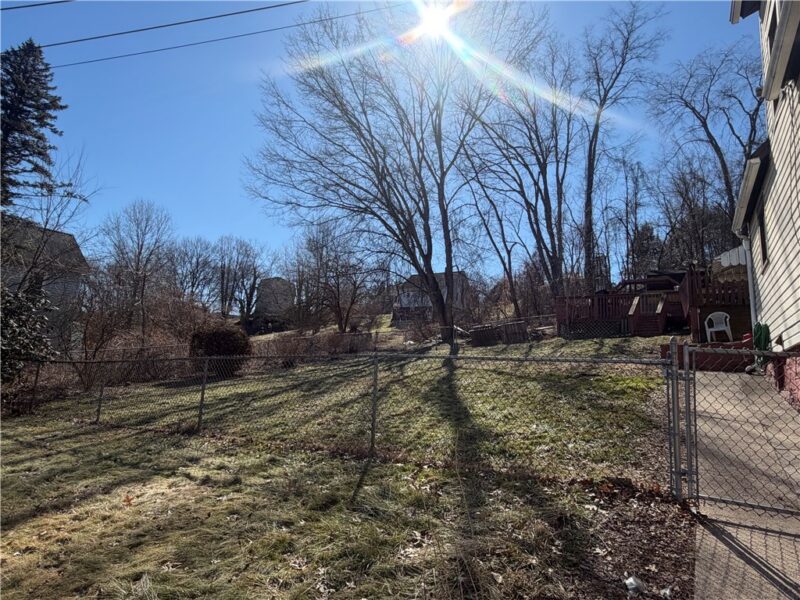 143 Whitestown Rd — photo 3