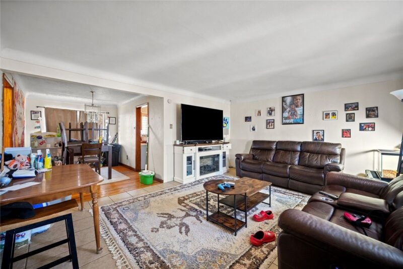 1534 Grant Street — photo 5