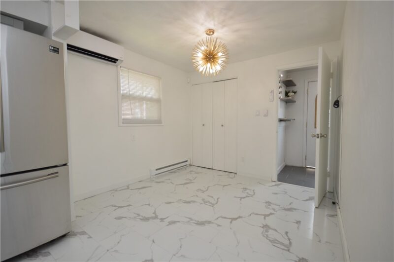 279 Richland Drive — photo 2